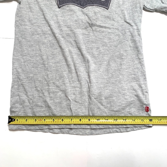 Levis Embroidered Logo Tee - Picture 6 of 6
